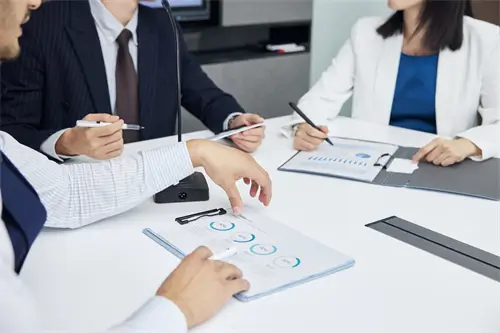 为什么选择法律专业就业